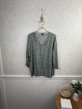 OSKA 100% Cotton Crepe V-Neck Green and Cream Lightweight Pullover - Size - 3